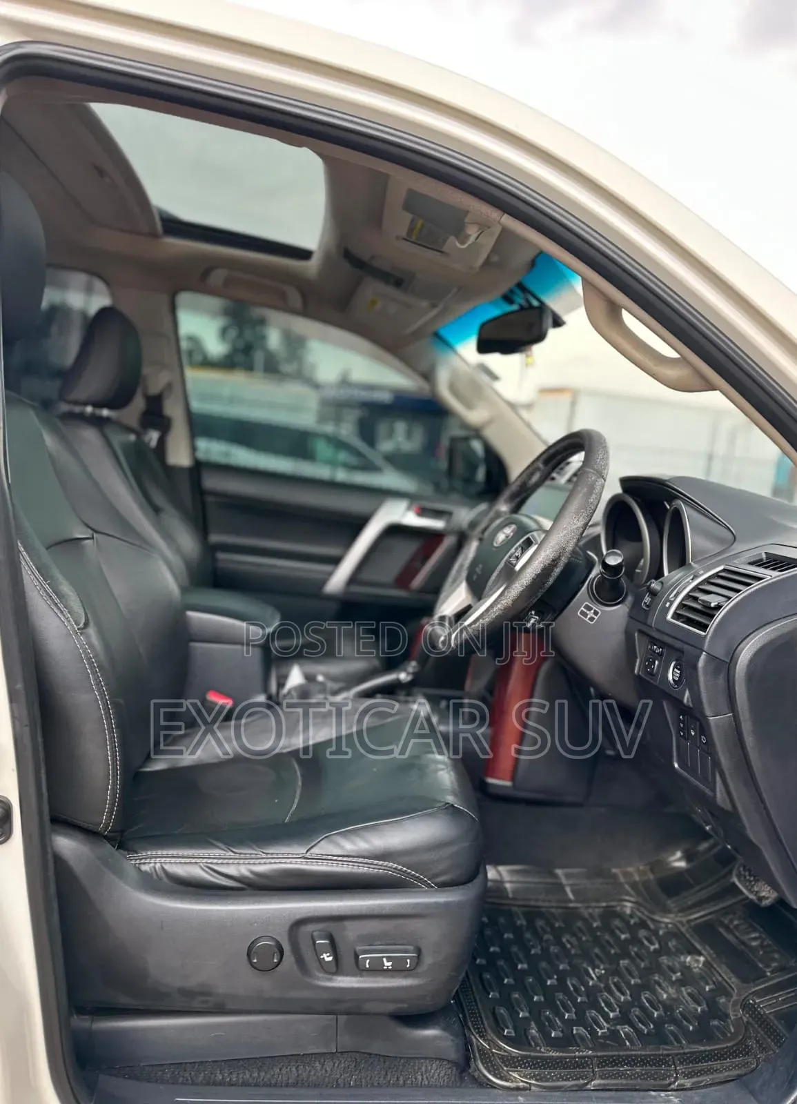 Toyota Land Cruiser Prado 2014 Off white