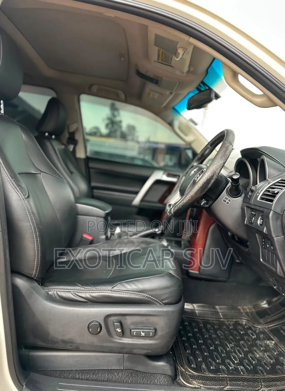 Toyota Land Cruiser Prado 2014 Off white