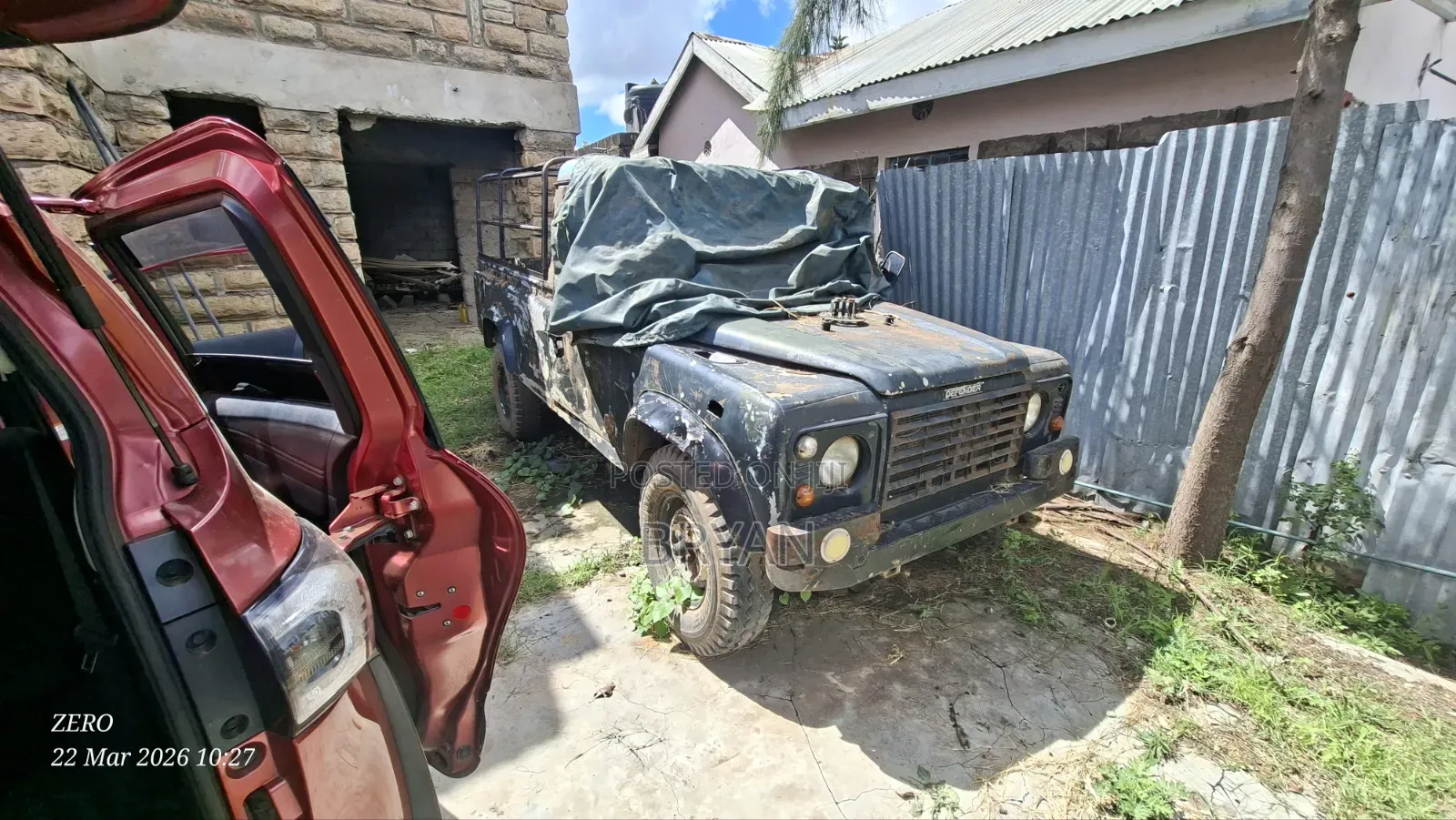 Land Rover Defender 1999 Green