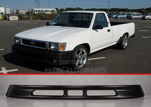 Apron Toyota Hilux YN85 1993 - 1994