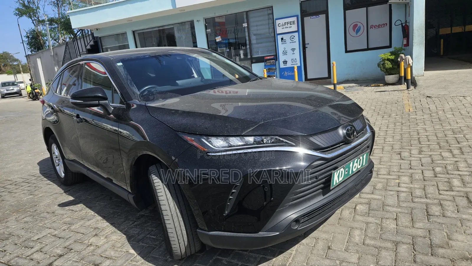 Toyota Harrier 2022 Black