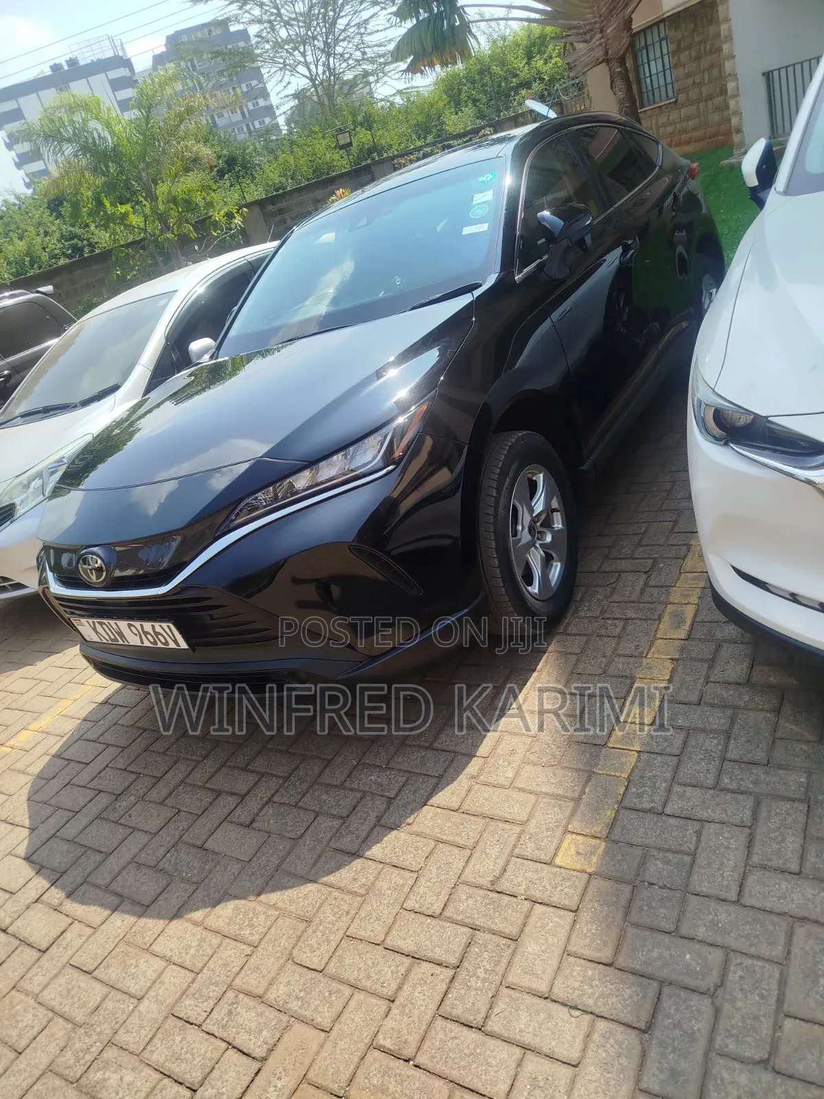 Toyota Harrier 2022 Black