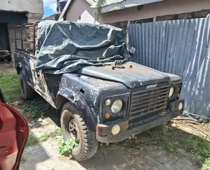 Land Rover Defender 1999 Green