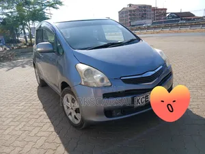 Toyota Ractis 2010 Gray