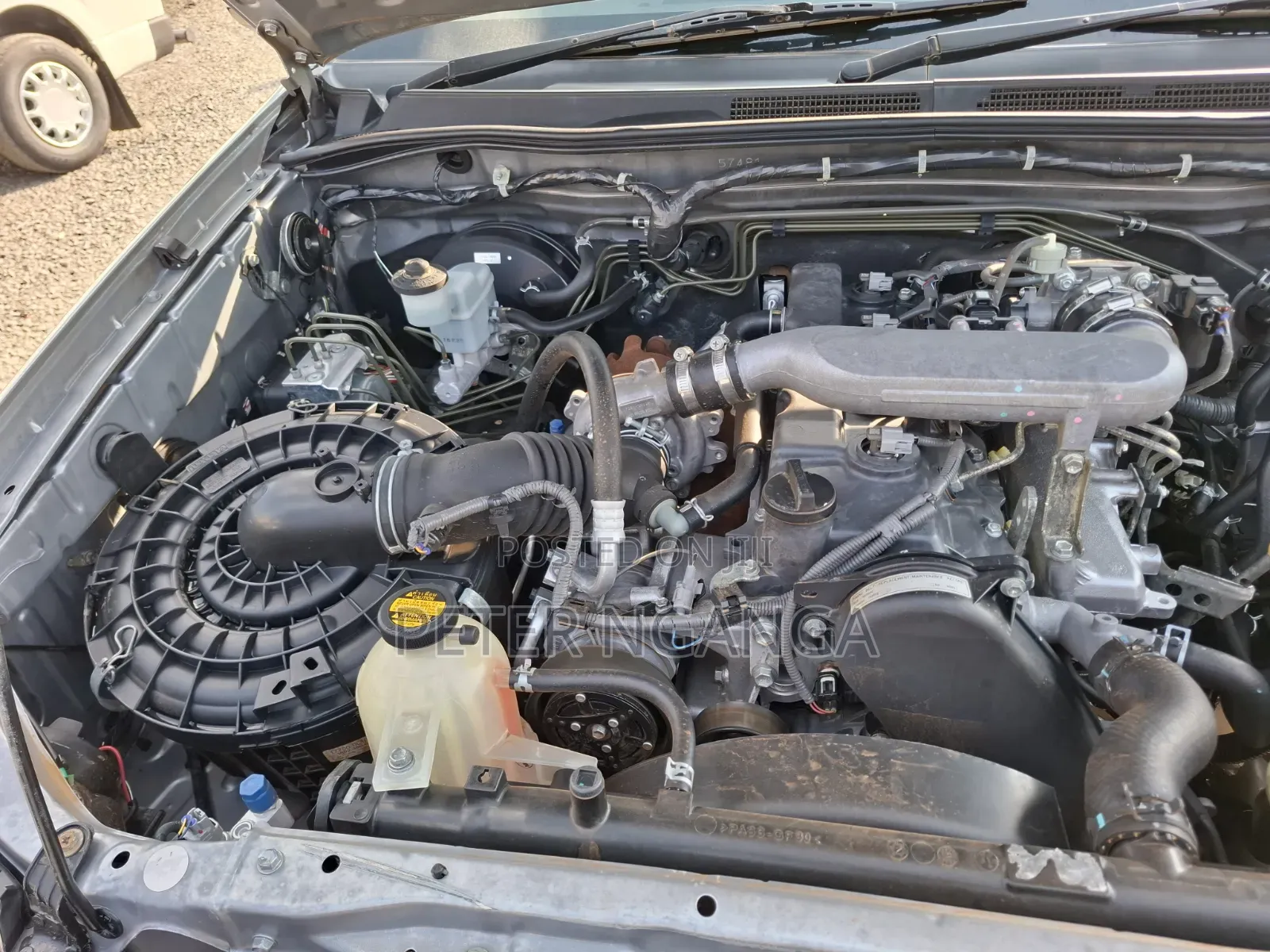 Toyota Hilux 2015 Silver