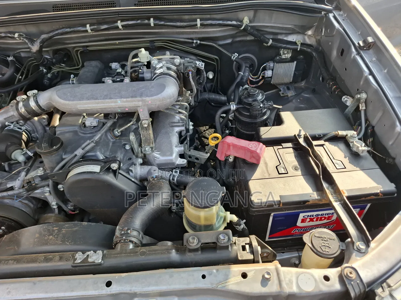Toyota Hilux 2015 Silver