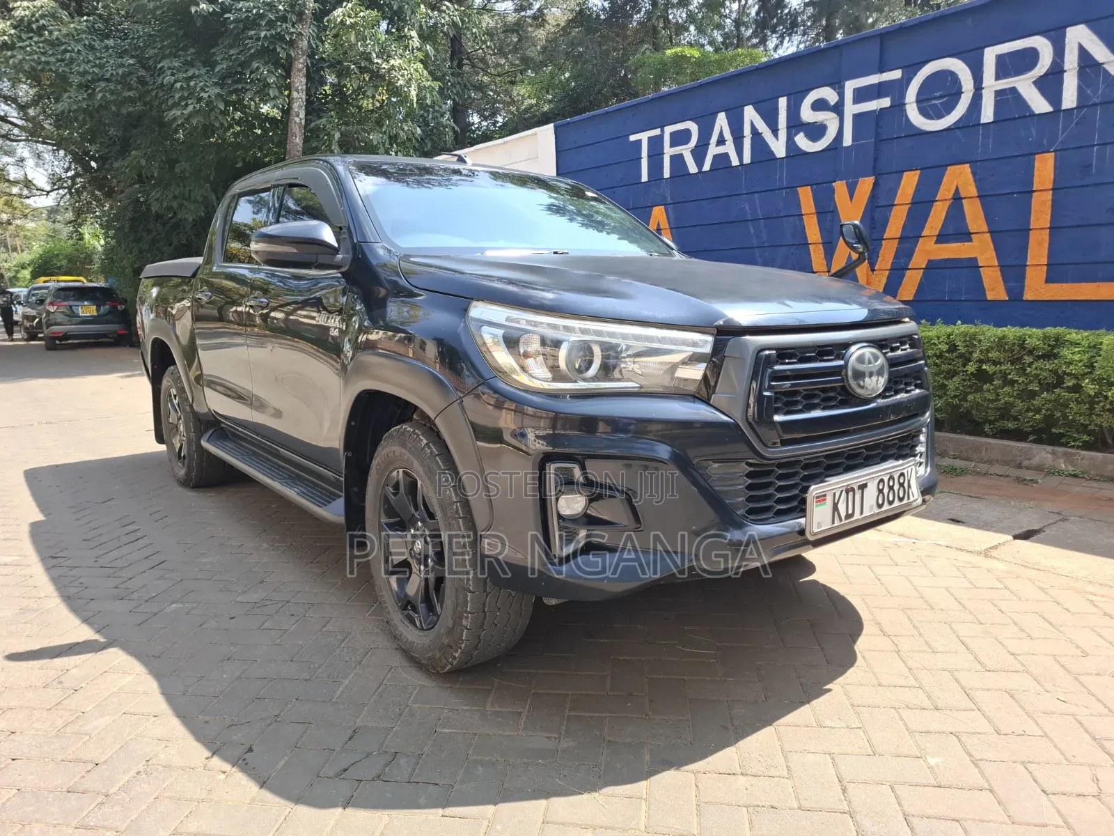 Toyota Hilux 2018 Black