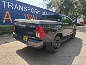 Toyota Hilux 2018 Black