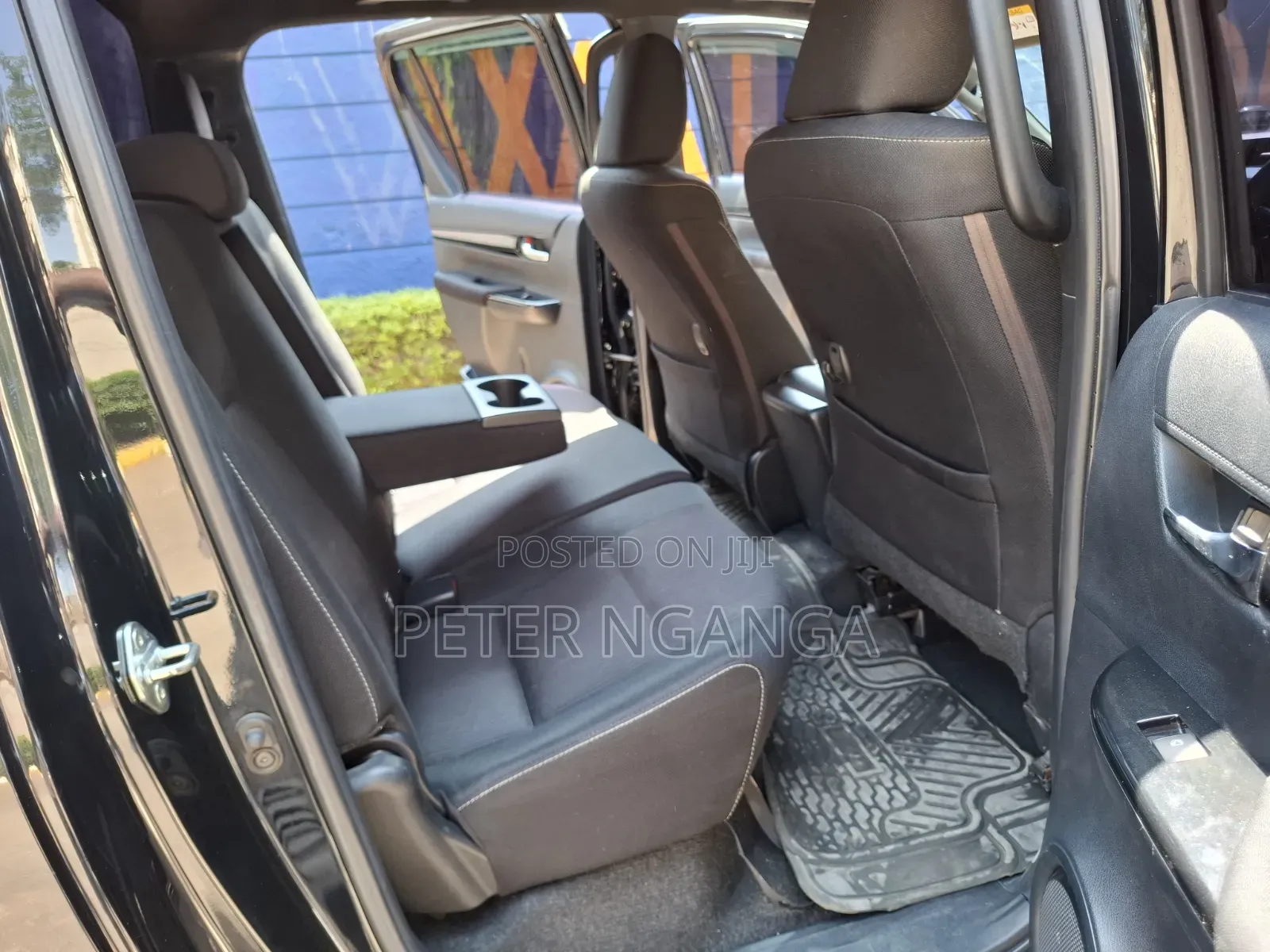 Toyota Hilux 2018 Black