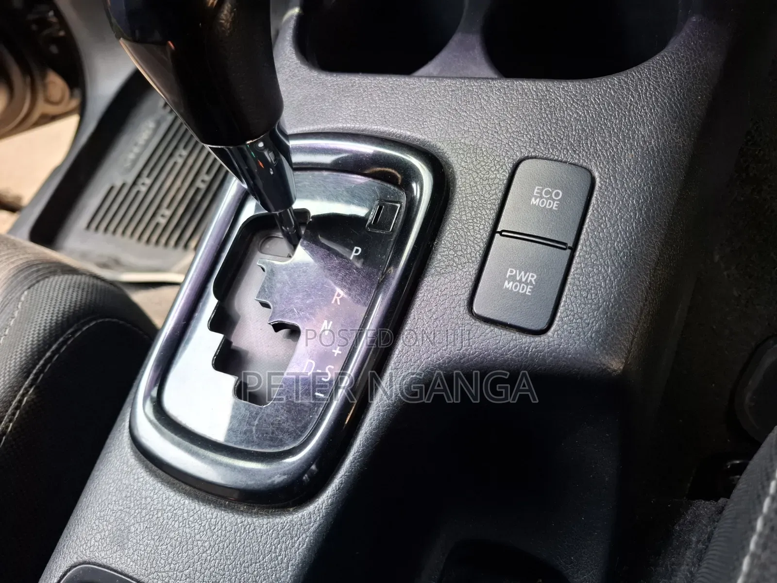 Toyota Hilux 2018 Black