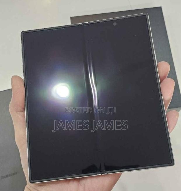 Samsung Galaxy Z Fold4 512 GB Black - thumbnail 3