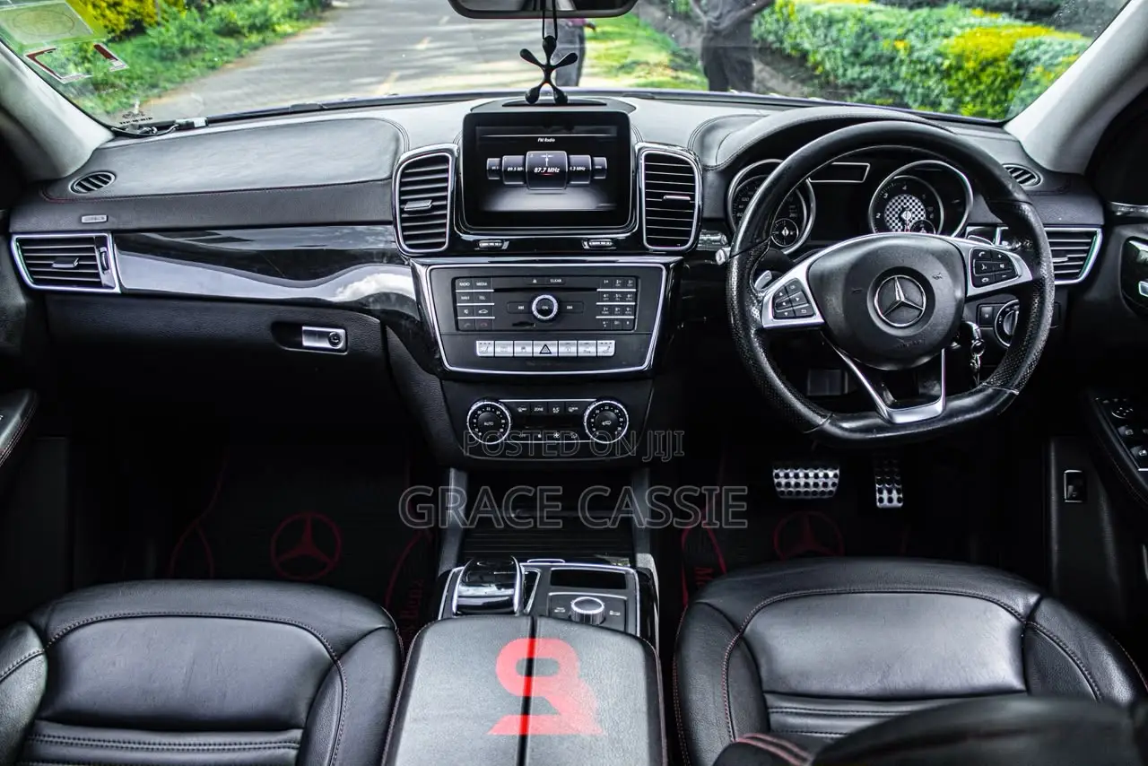 Mercedes-Benz GLE-Class 2017 White