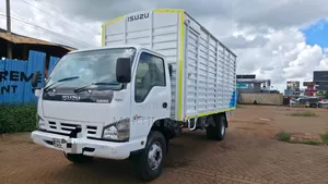 Isuzu NPR Lorry for Sale