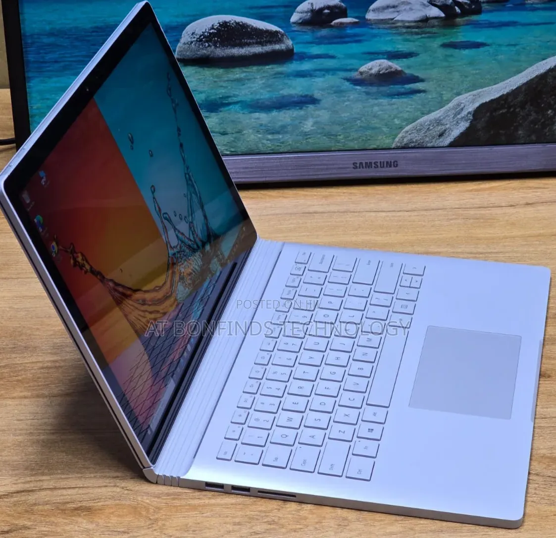 Laptop Microsoft Surface Book 2 16GB Intel Core i7 SSD 512GB