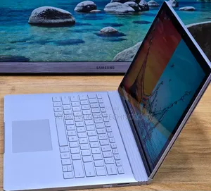 Laptop Microsoft Surface Book 2 16GB Intel Core i7 SSD 512GB
