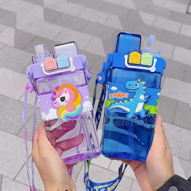 520ml Generic Partitioned Kids Water Bottle - main view