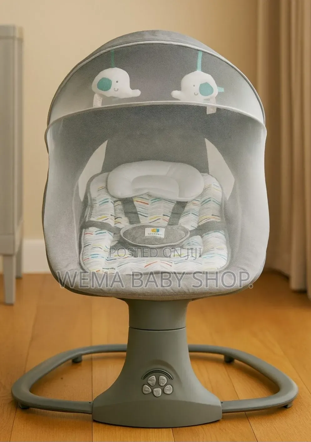 Electric Mastela 4-in-1 Multi-Functional Bassinet/Swing/Feeding Chair