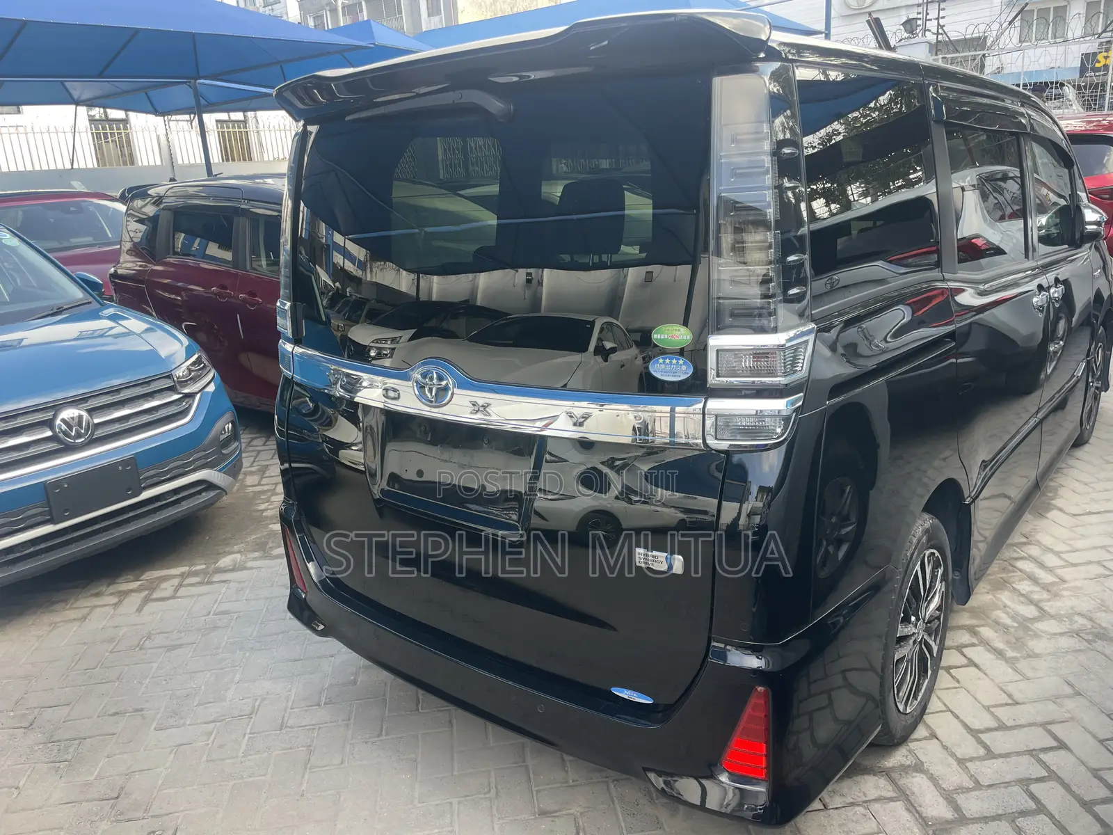 Toyota Voxy Hybrid V 2WD 7-Seater 2019 Black