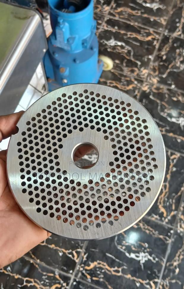 Steel M8 Meat Mincer Plate 4.5mm