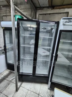 Twin Doors Display Counter Fridge 900litres