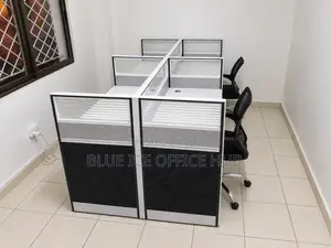 Modern 4- Seater Office Workstation-Staff Cubicle Desk With Partition