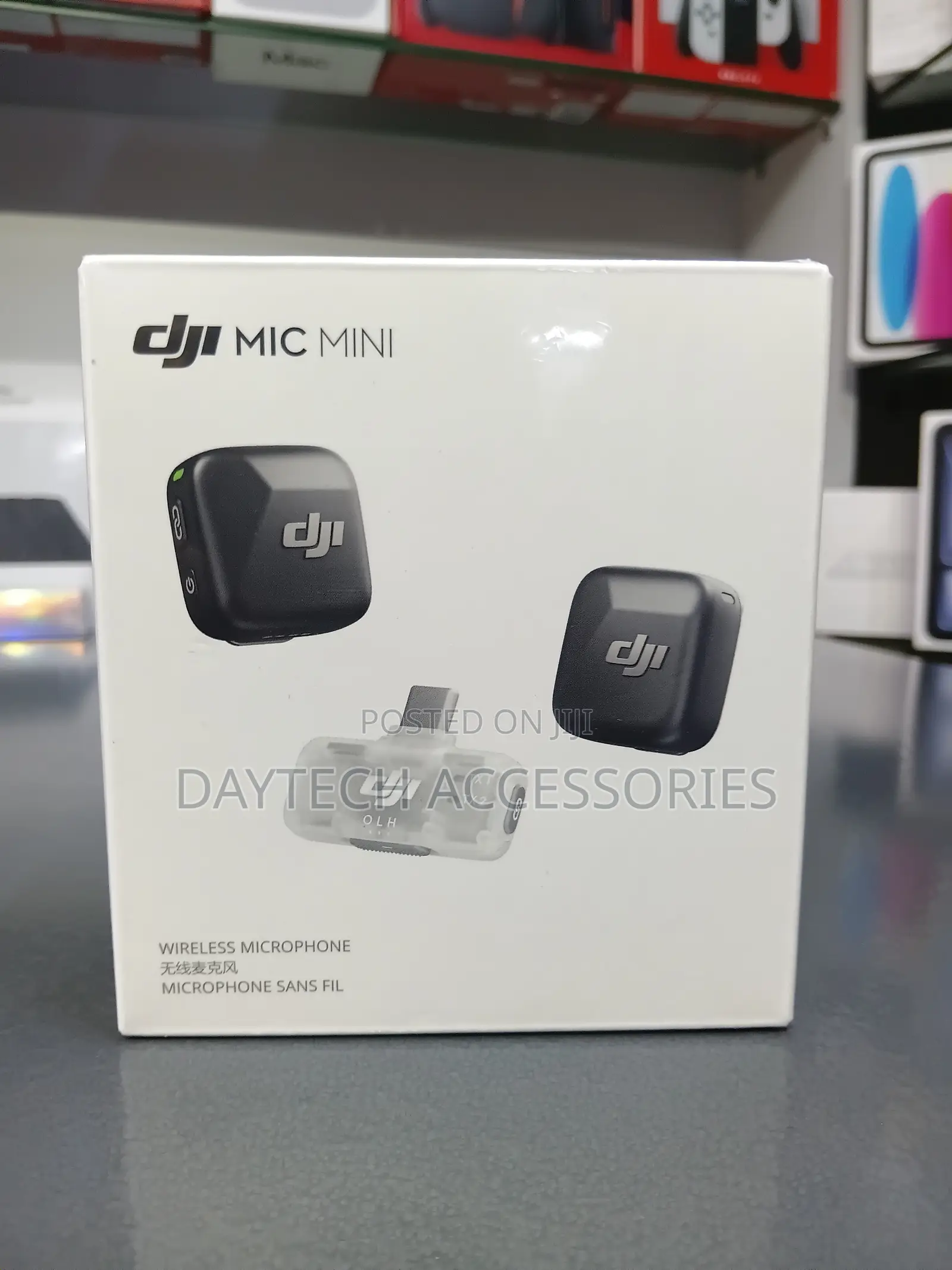 DJI Mic Mini Wireless Microphone 2 TX + 1 RX Wireless Receiver.
