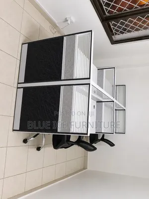 Modern 4- Seater Office Workstation-Staff Cubicle Desk With Partition