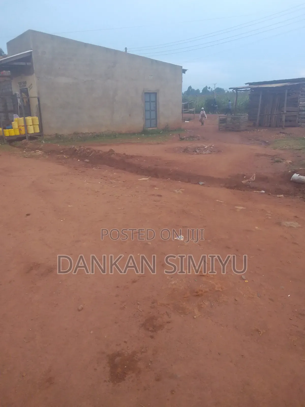 Sirende Market for Sale