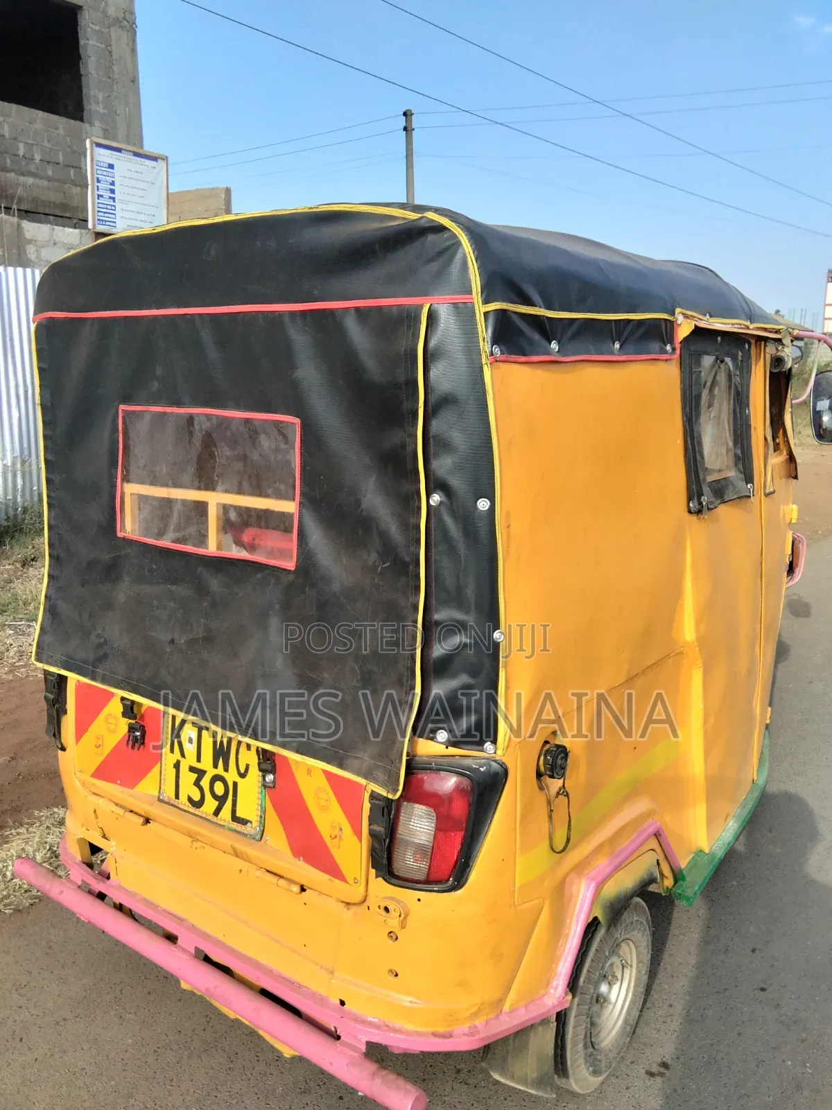 Piaggio Scooter 2022 Yellow