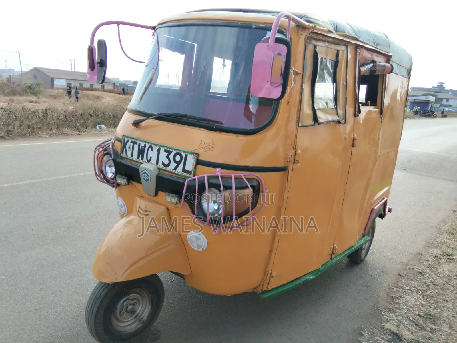 Piaggio Scooter 2022 Yellow