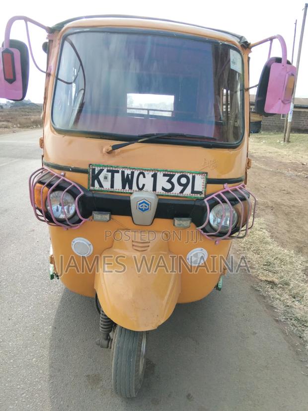 Piaggio Scooter 2022 Yellow - thumbnail 20