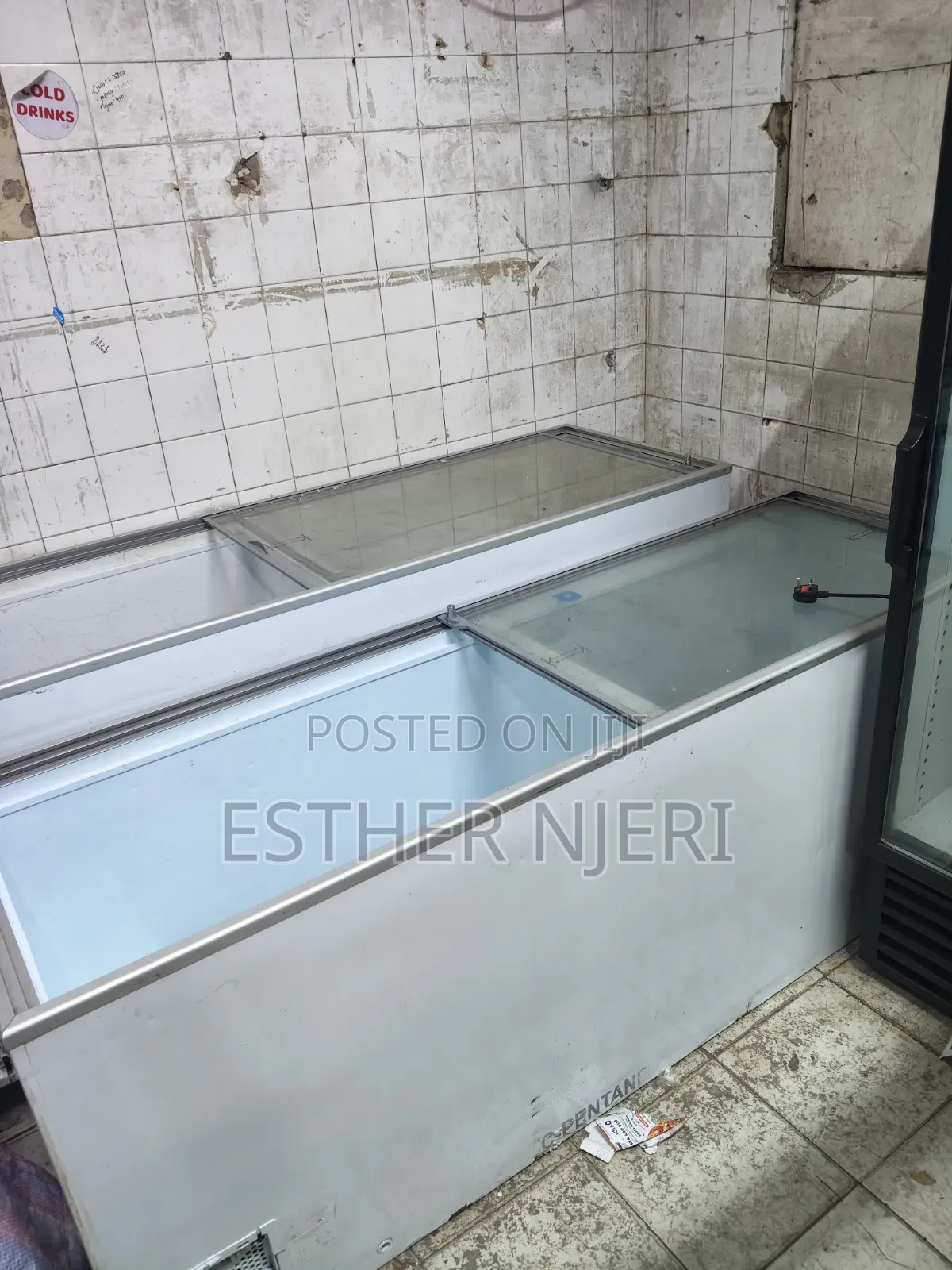 Display Chest Freezer 700litres Available
