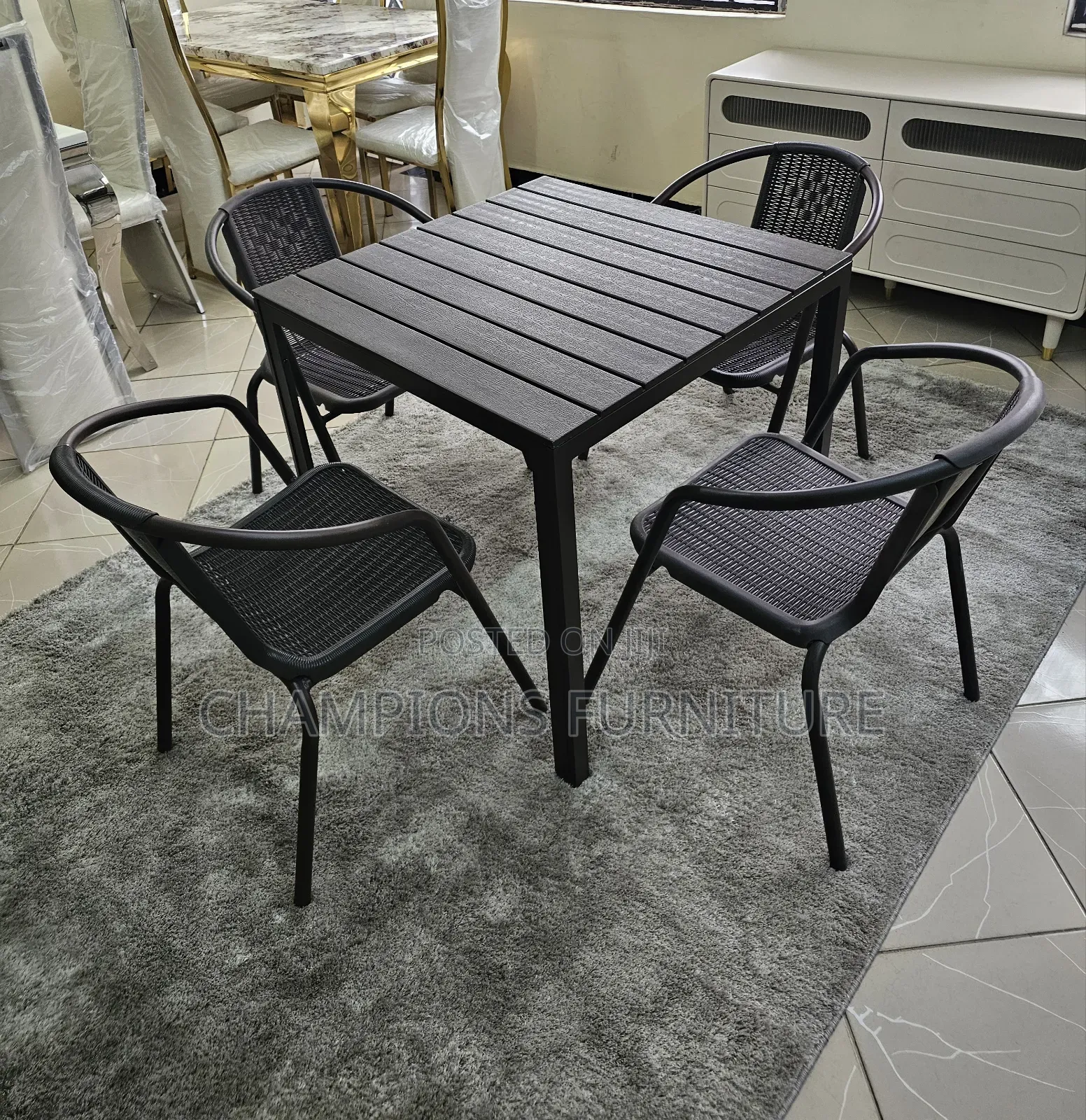 4-Seater Outdoor Set