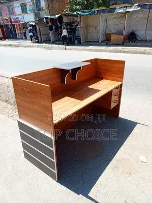 Reception Table / Front Desk