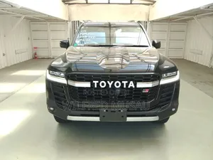 Toyota Land Cruiser 2023 Black
