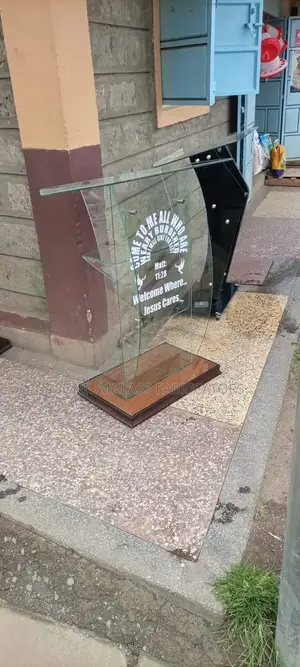Pulpits/Podiums Stands