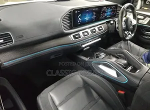 Mercedes-Benz GLE-Class 2021