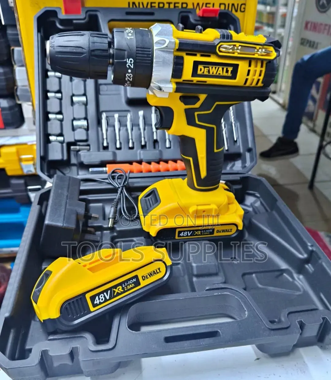 Dewalt Cordless Drill/Rechargeable Dewalt Cordless Drill