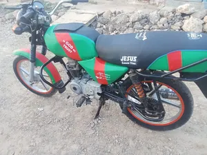 Bajaj Boxer 100 2024 Red