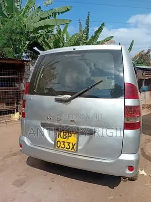 Toyota Noah 2.0 FWD (8 Seater) 2004 Silver