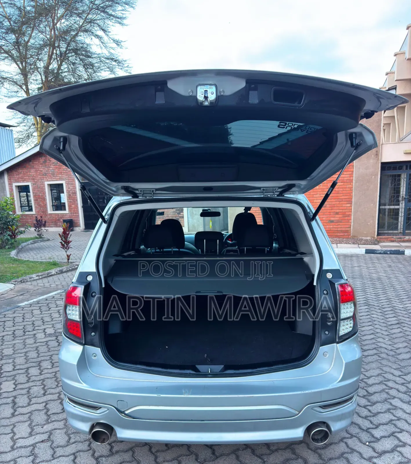 Subaru Forester 2011 Silver