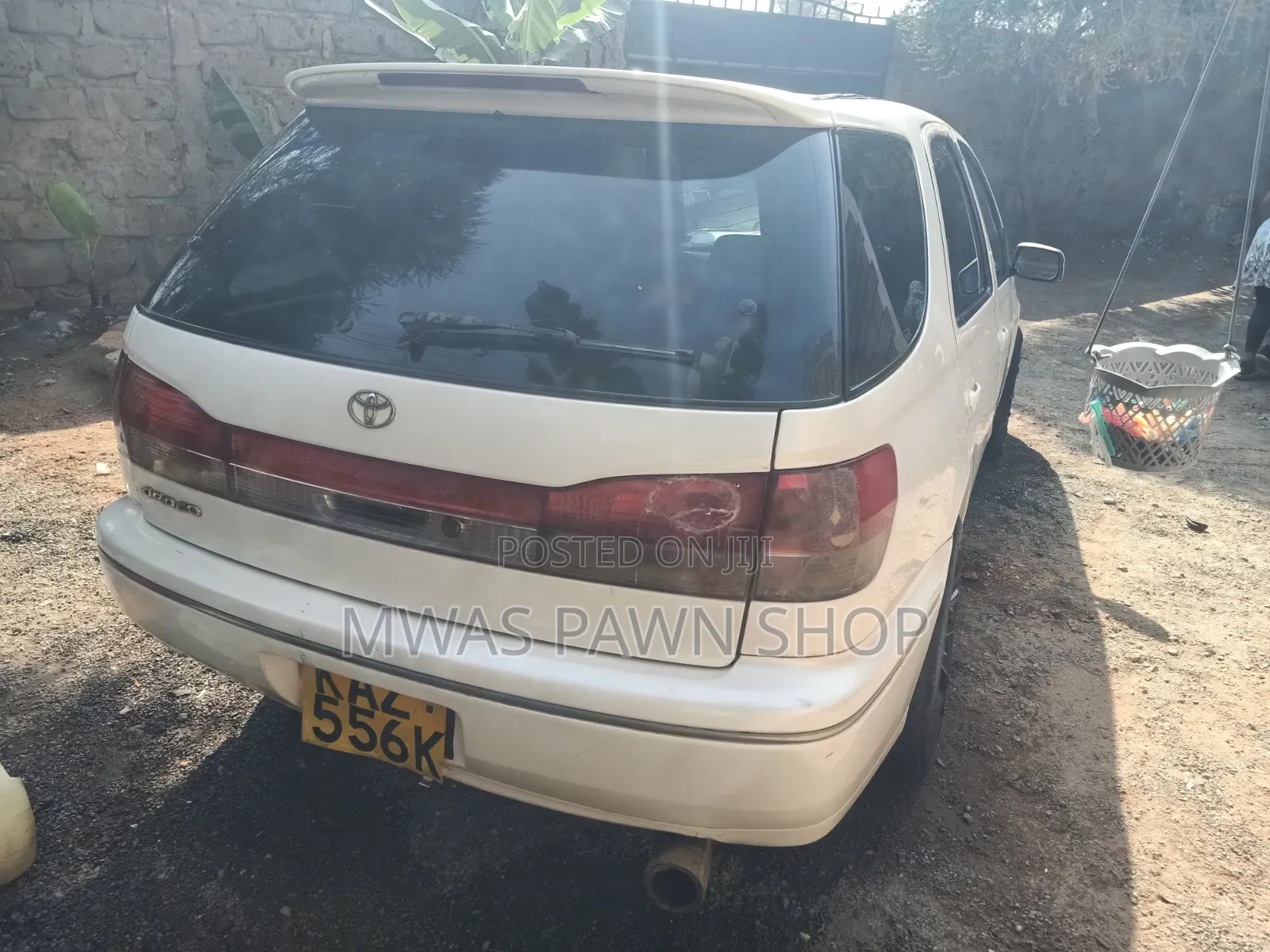 Toyota Vista 2000 White
