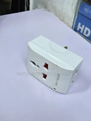 Universal 13A Multi Plug Adapter for UK Wall Sockets
