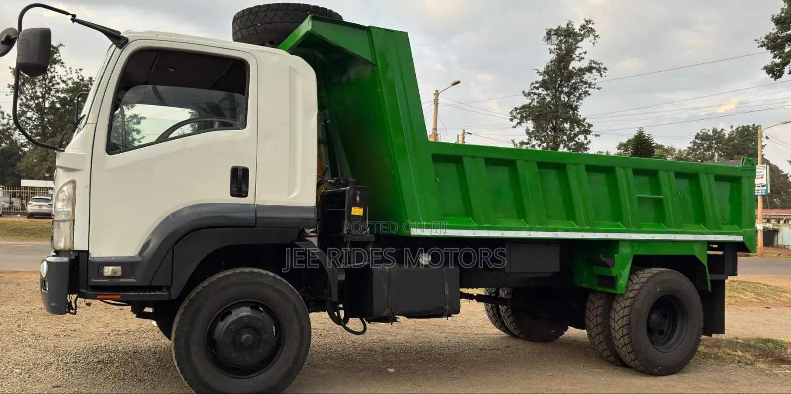 Isuzu FTR Tippa 2021 Local