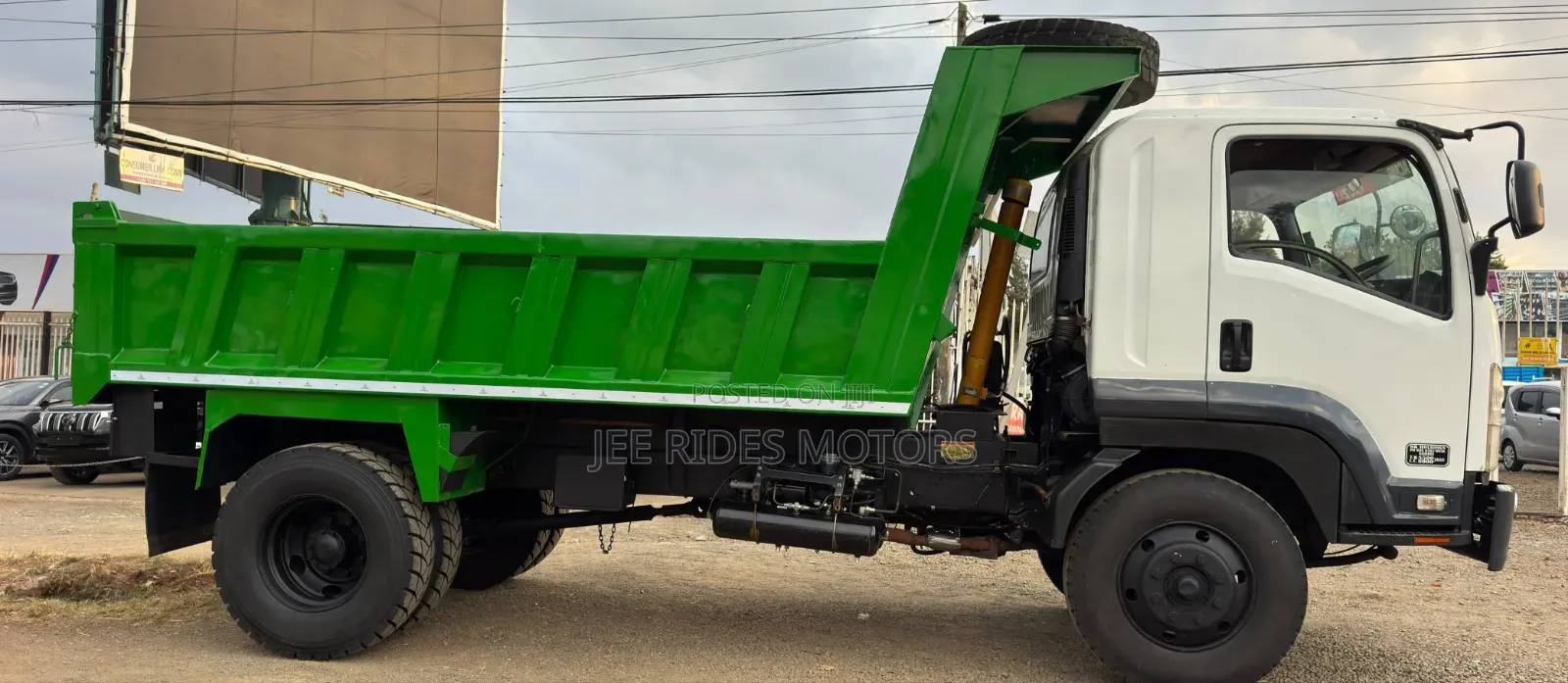 Isuzu FTR Tippa 2021 Local
