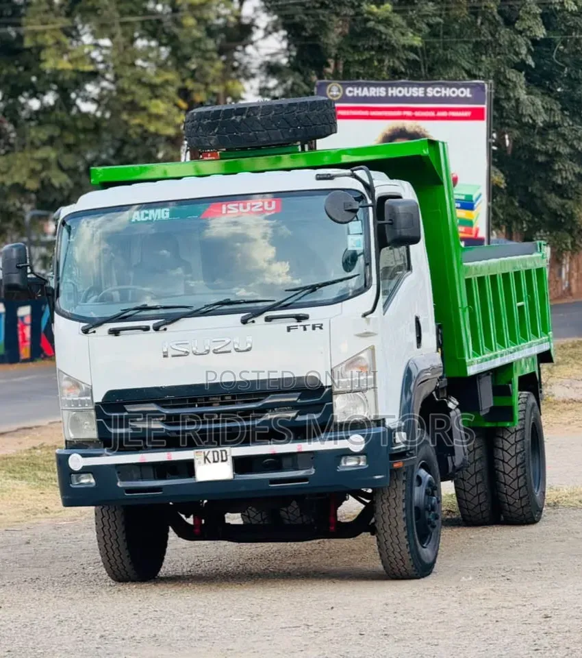 Isuzu FTR Tippa 2021 Local