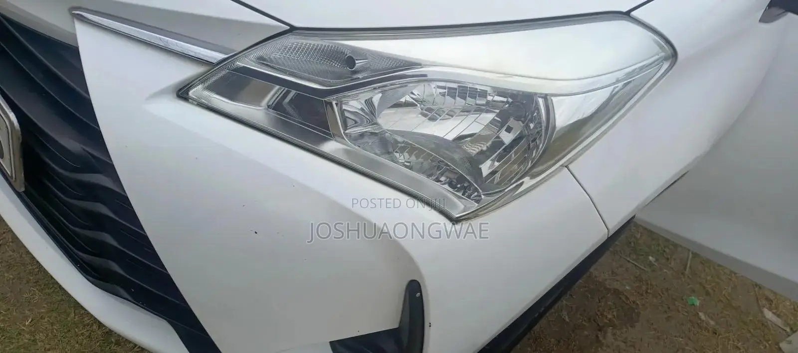 Toyota Vitz 2018 White