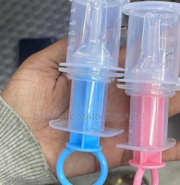 Baby Medicine Syringe Dispenser