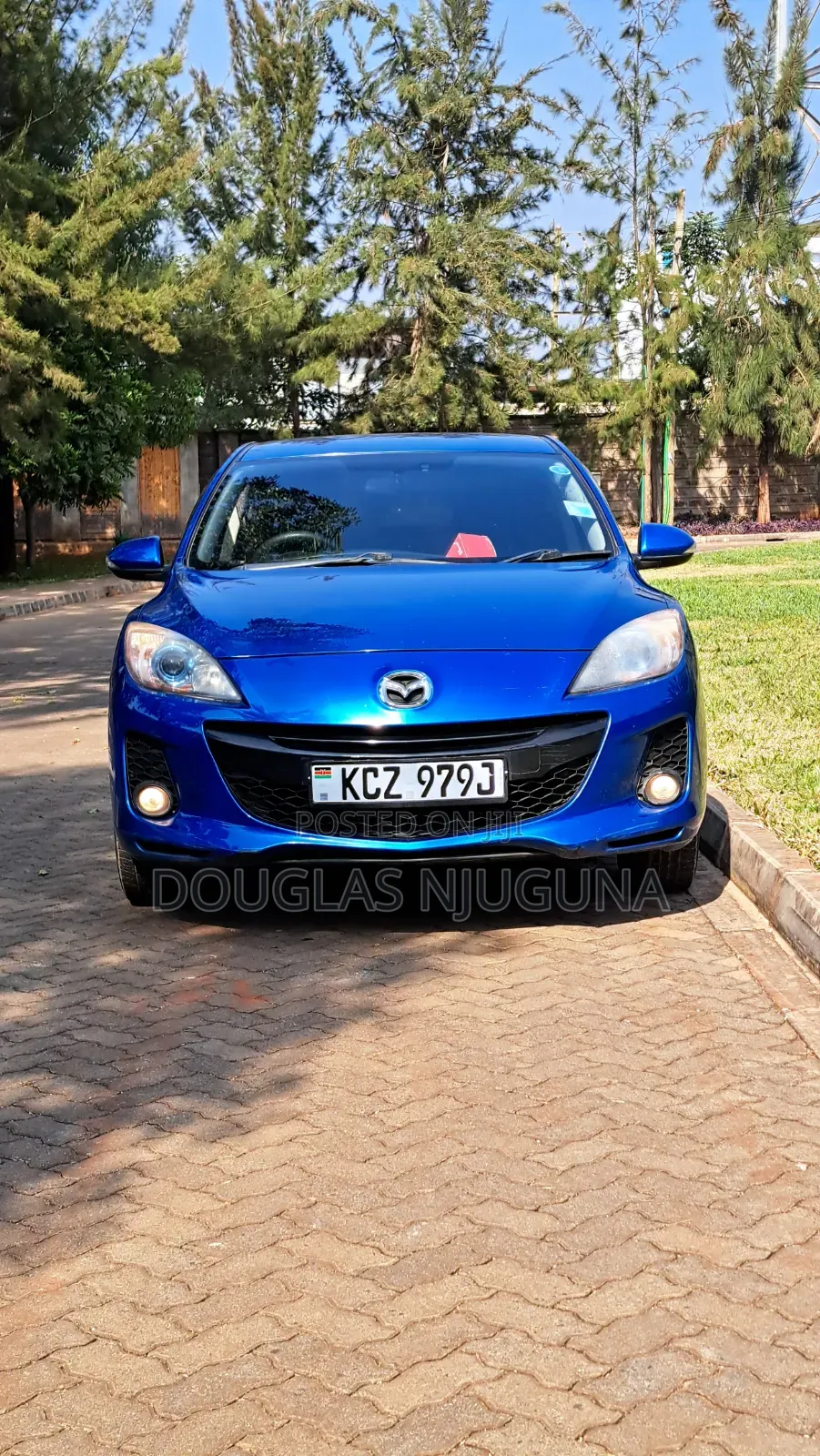 Mazda Axela 2013 Blue