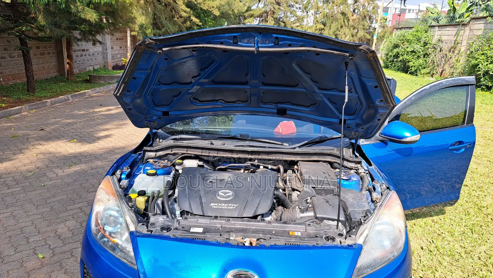 Mazda Axela 2013 Blue